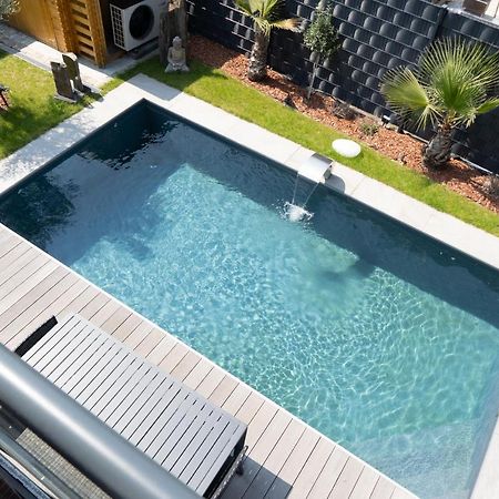 נידרקאסל Villa Dreamy Vibes Mit Privatem Pool & Rheinblick מראה חיצוני תמונה