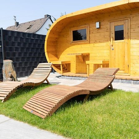 נידרקאסל Villa Dreamy Vibes Mit Privatem Pool & Rheinblick מראה חיצוני תמונה