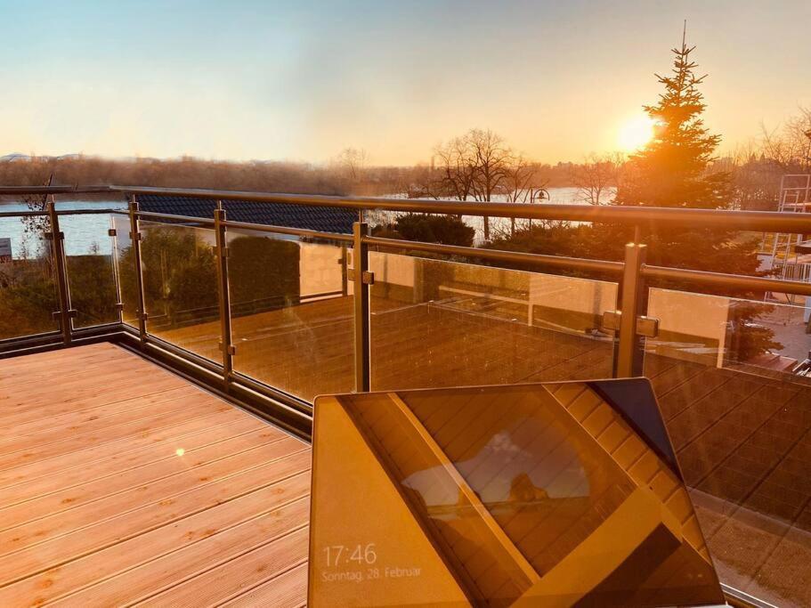 נידרקאסל Villa Dreamy Vibes Mit Privatem Pool & Rheinblick מראה חיצוני תמונה
