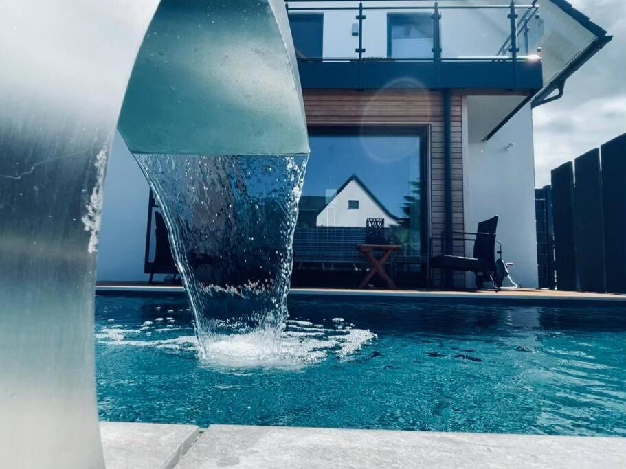 נידרקאסל Villa Dreamy Vibes Mit Privatem Pool & Rheinblick מראה חיצוני תמונה