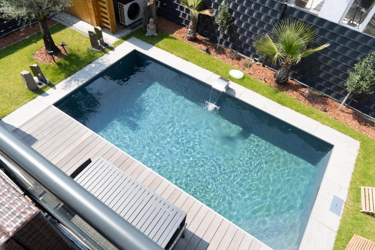 נידרקאסל Villa Dreamy Vibes Mit Privatem Pool & Rheinblick מראה חיצוני תמונה