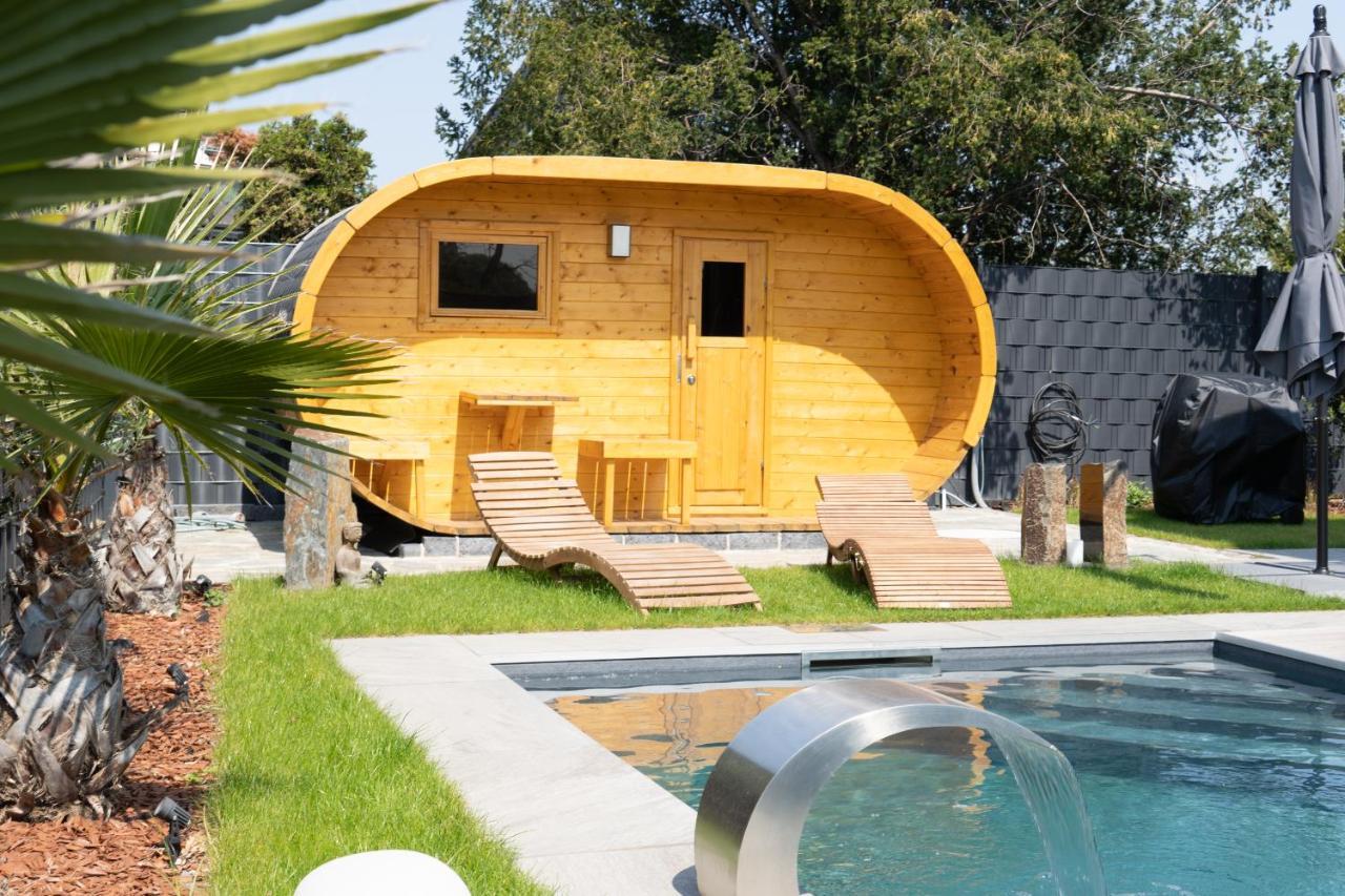 נידרקאסל Villa Dreamy Vibes Mit Privatem Pool & Rheinblick מראה חיצוני תמונה